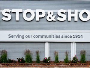 supermarket of connecticut Stop-Shop-Supermarket-Co-Exterior