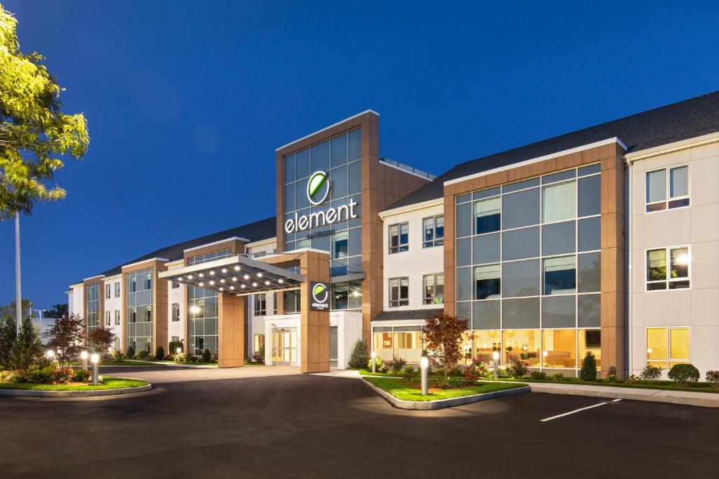 Element Hotel, Chelmsford, Russell and Dawson Inc.